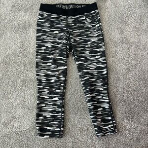 Nike Dri-Fit capri length pants